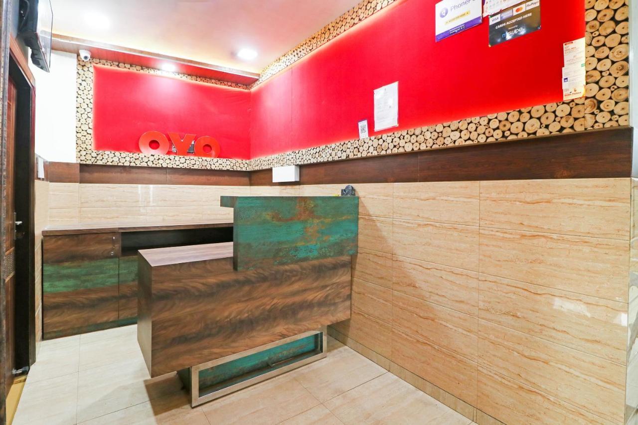 ホテルOyo 48489 Adarsh Plaza サハーランプル エクステリア 写真